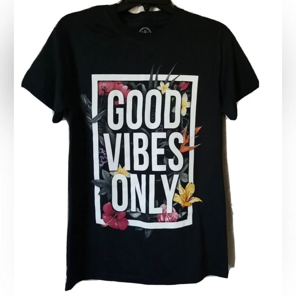 DOM it's about the Art "Good Vibes Only" Graphic Mens Black T-Shirt Size S